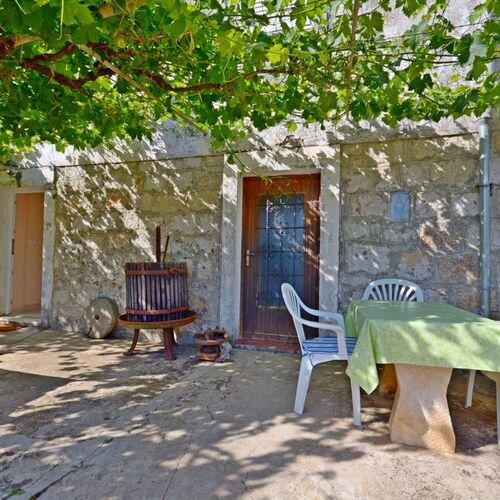 House Marija Lastovo