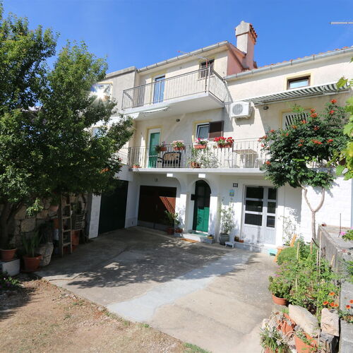 Apartment Volarić Risika  3