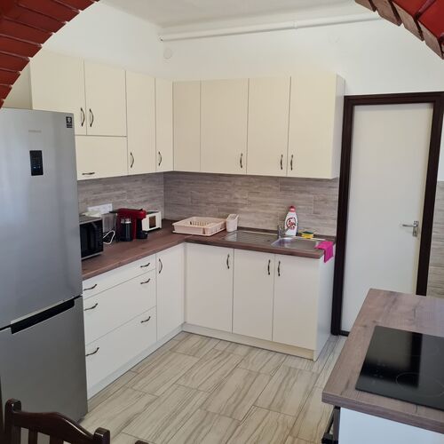L&F Apartmanok Balatonboglár  3