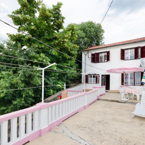 House Laura Dramalj  2