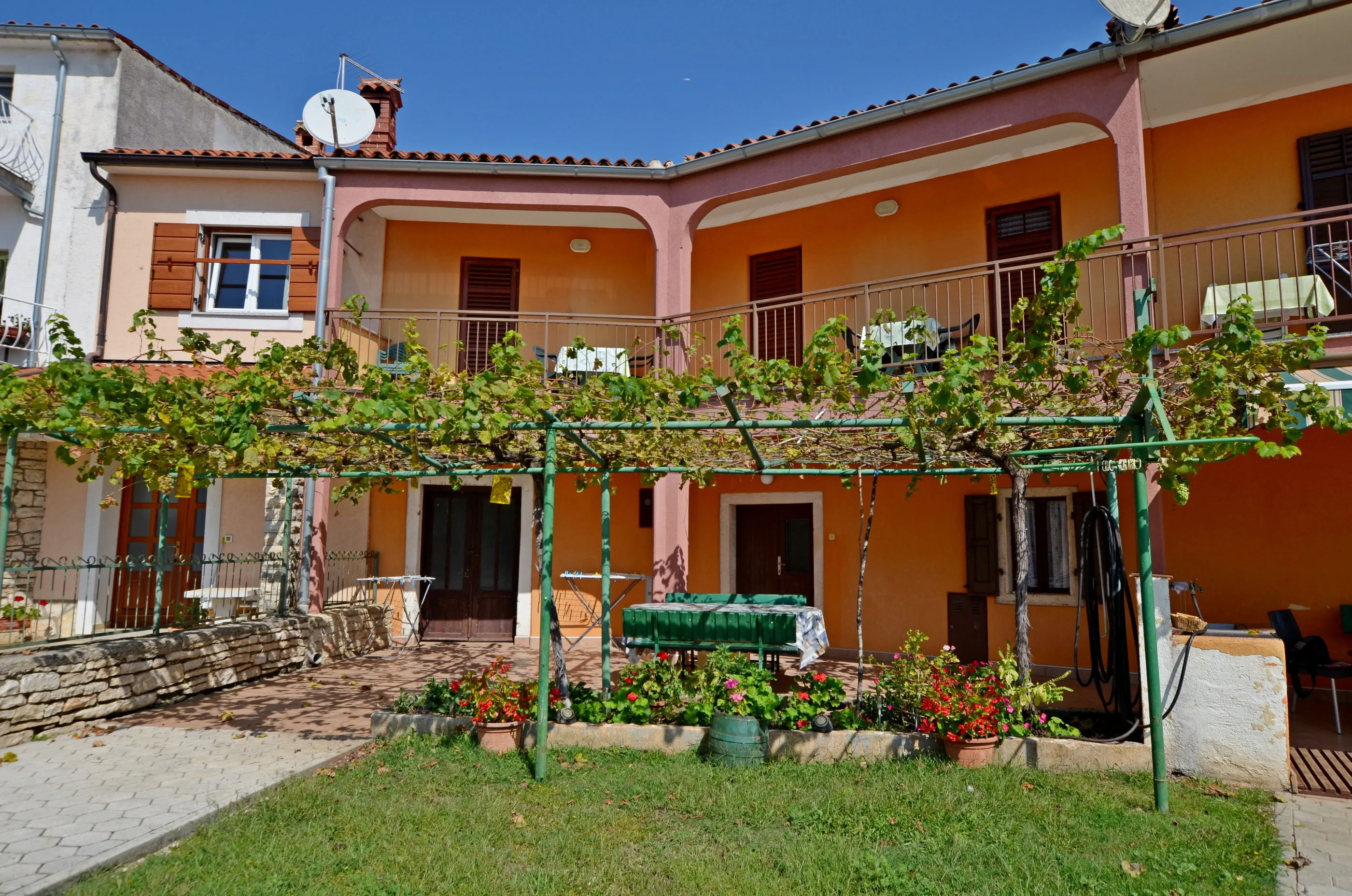 House Anton Barbariga