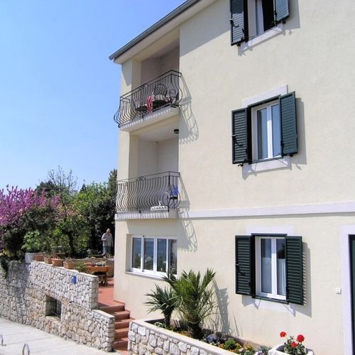 Apartments Depikolzuane Krk  2