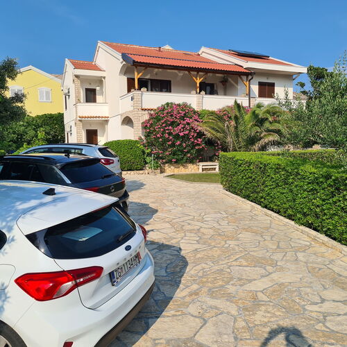 Apartments Ivo Pag  2