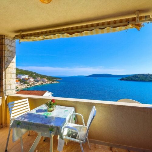 Apartments Val Vinisce