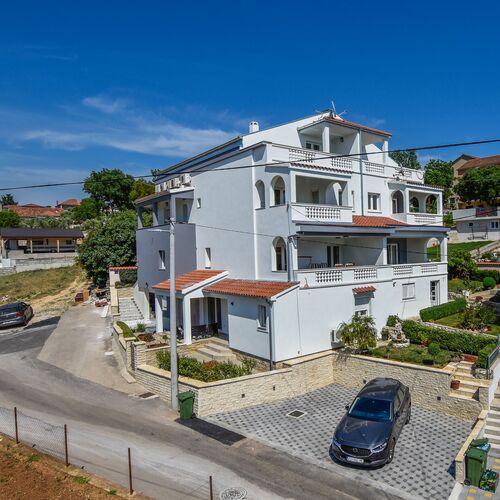 Apartments and Room Danijel Sv. Filip i Jakov