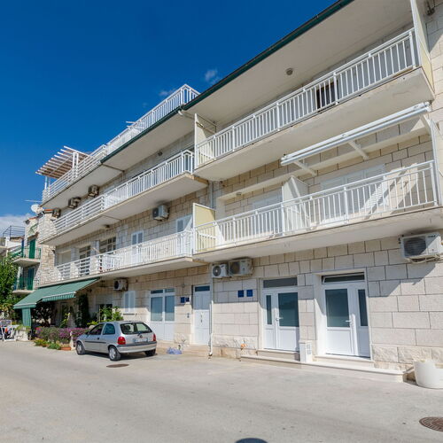 Apartment Mery Povlja  4