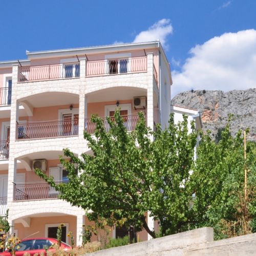 Apartments Adriana Krilo Jesenice  4