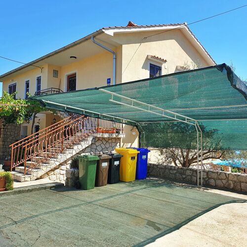 Apartments Šantić Čižići  2