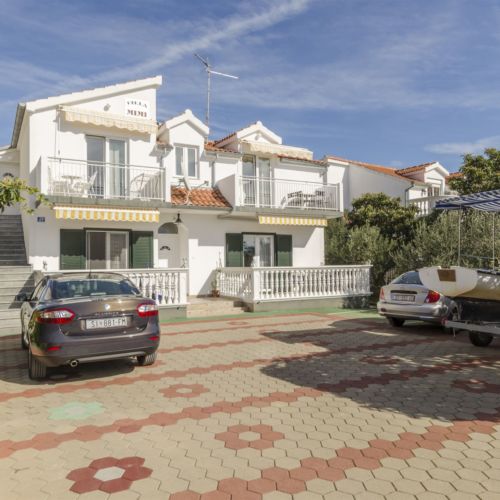 Apartments Vinko Brodarica  2