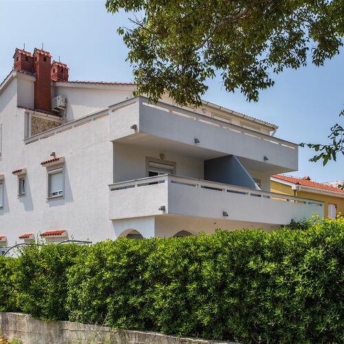 Apartments Dorijana Baska  3