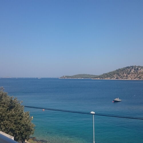 Apartments Na Obali Mora Razanj  3