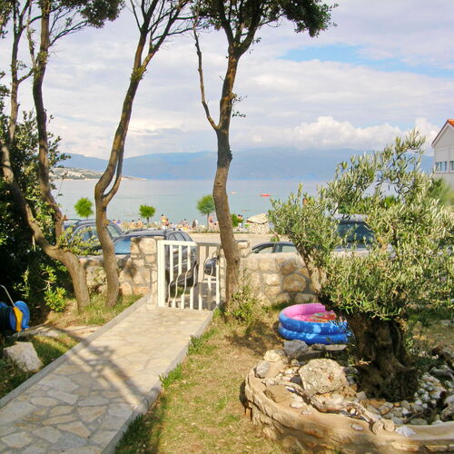 Apartments Mrkus Baska  2