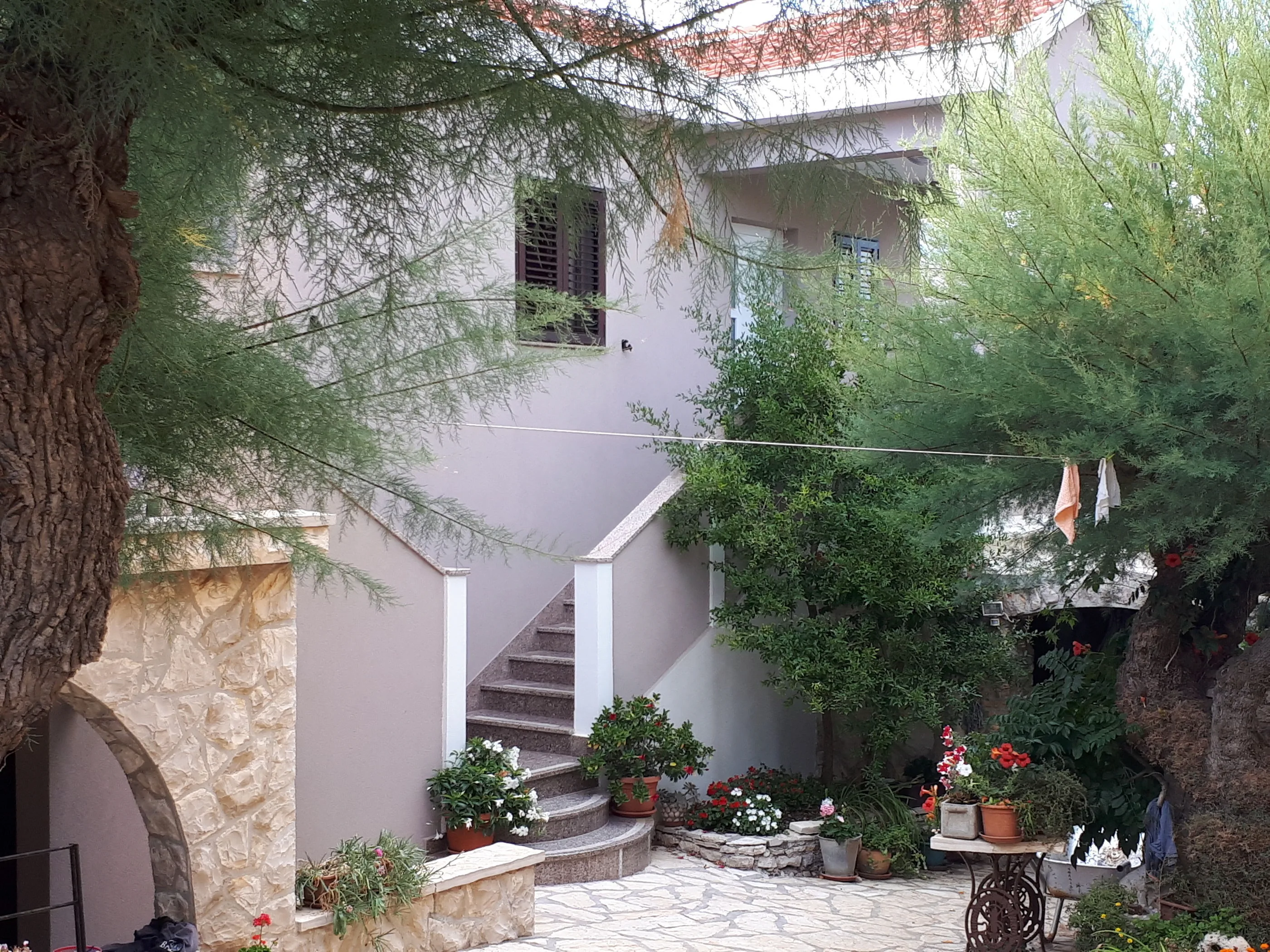 Apartments Max Razanac