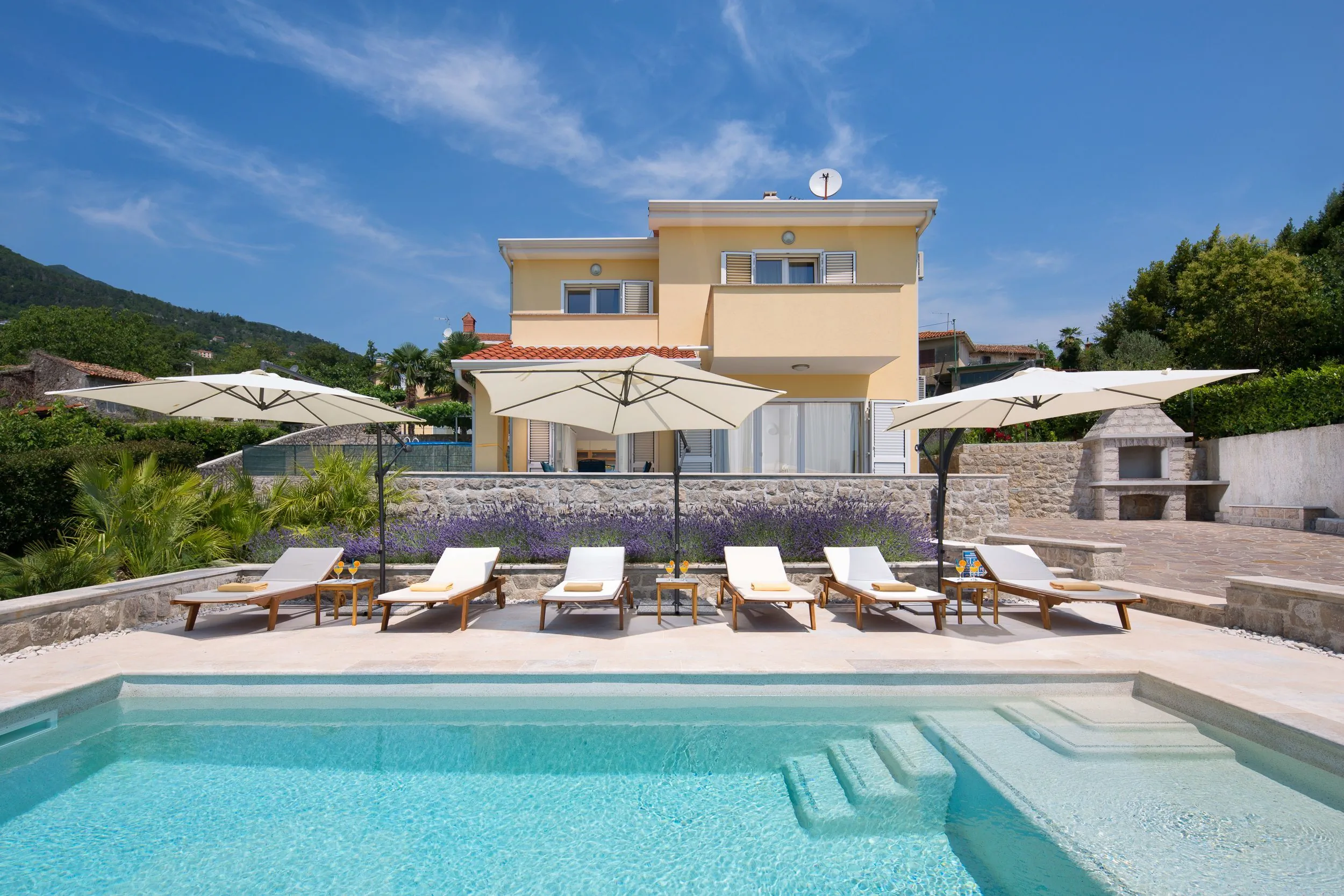 Villa Silvija Icici
