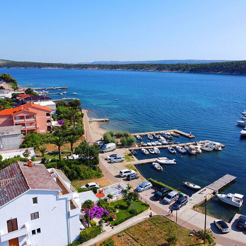Apartments Near the sea Barbat  2