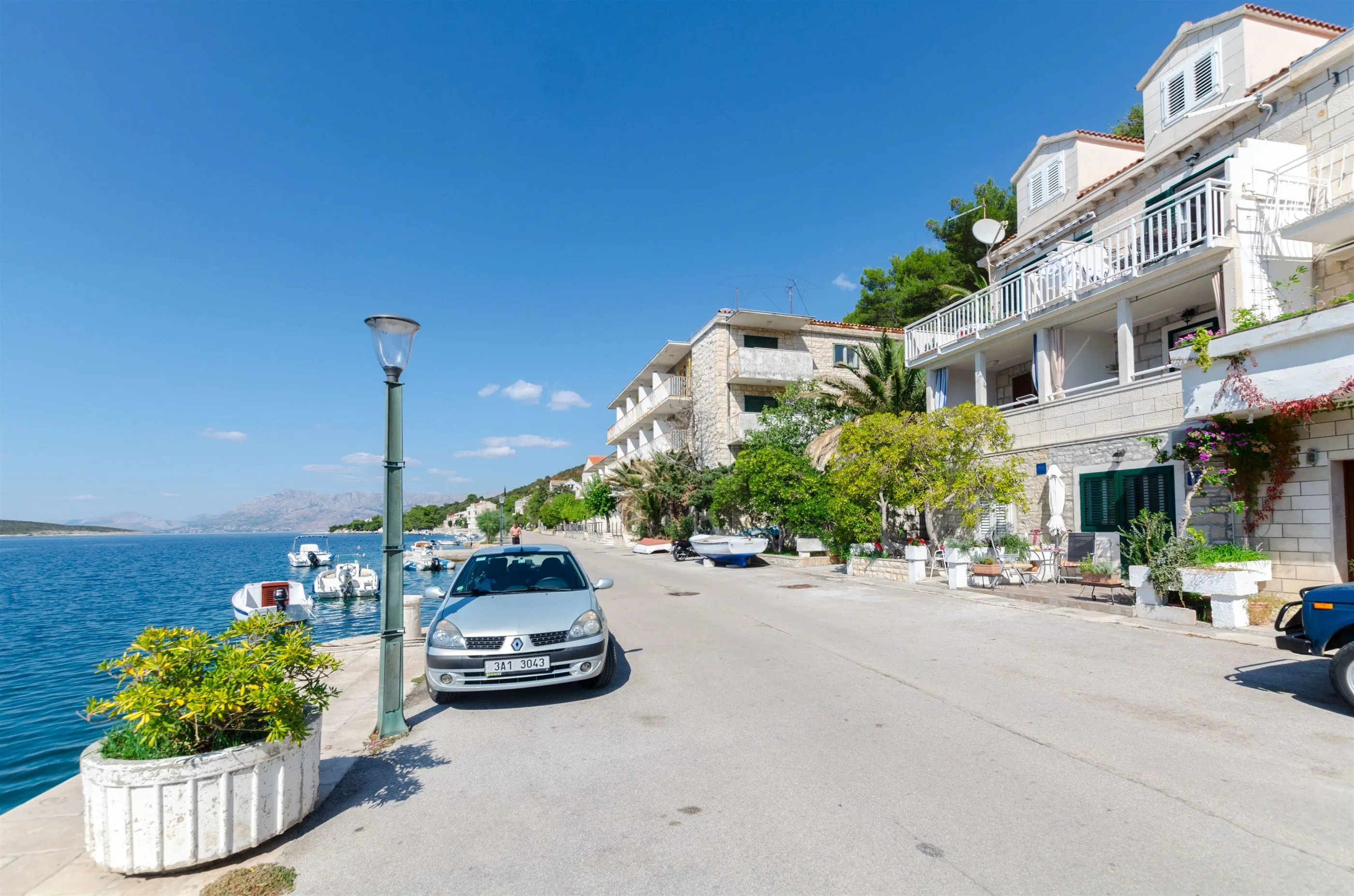 Apartments Djurdjica Povlja