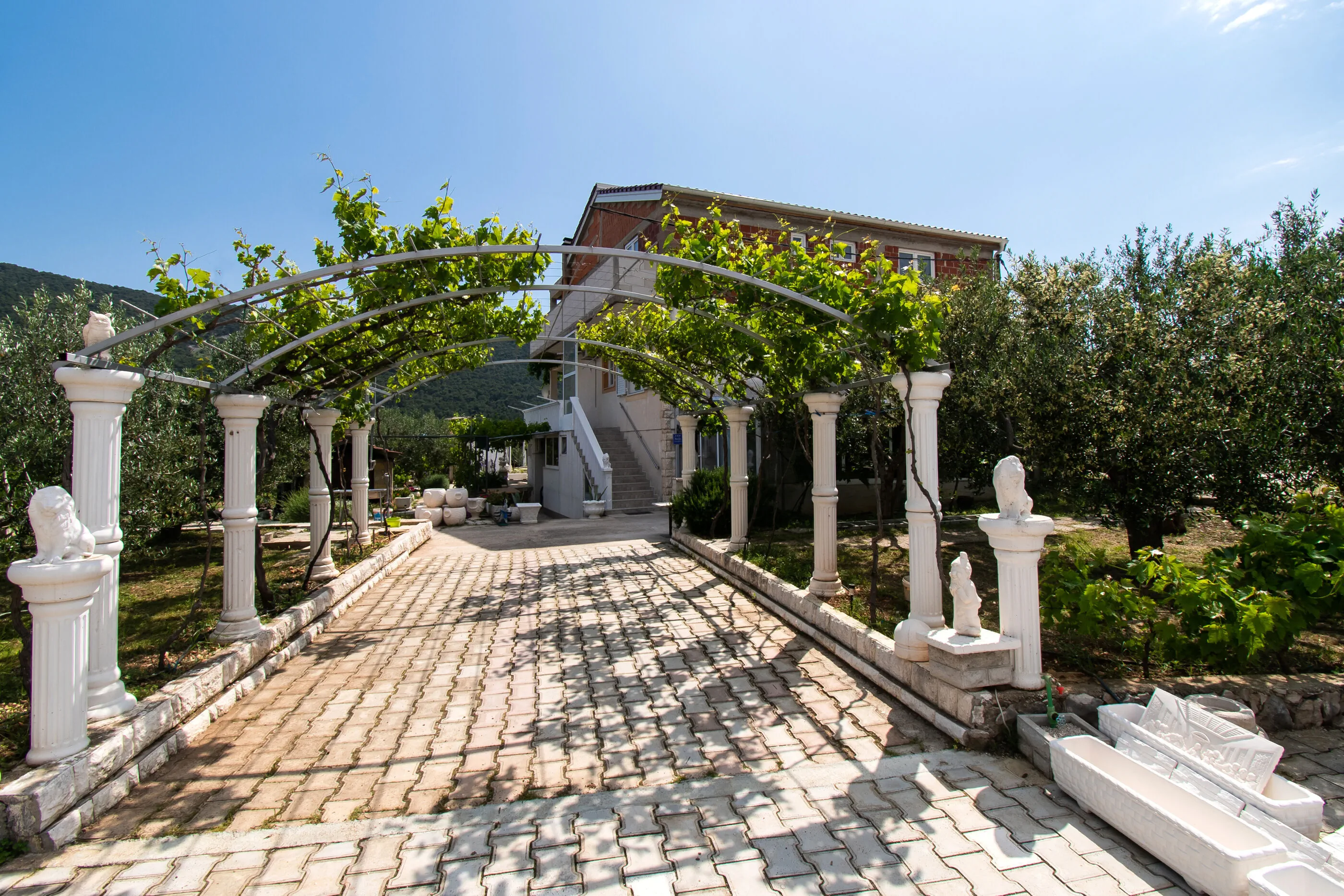 Apartments Jadranka Grebastica