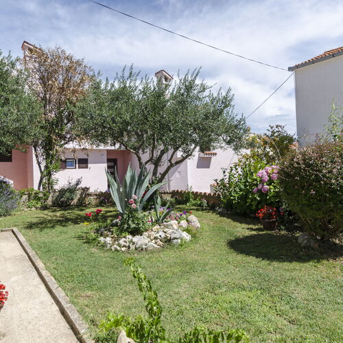 Apartments Meri Vodice  2