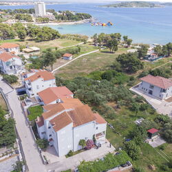 Apartments and Rooms On the Beach Vodice