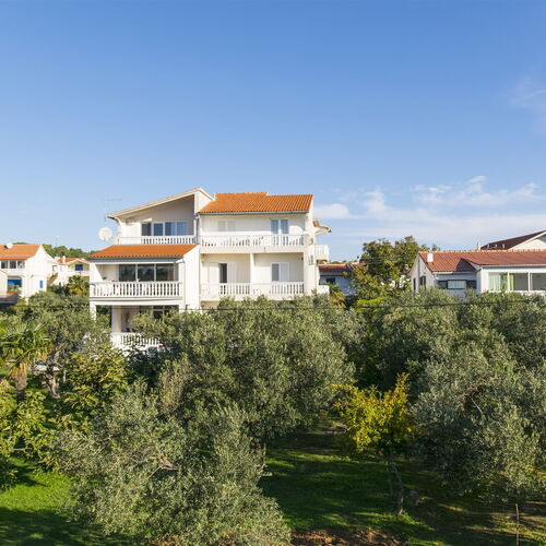Apartments and Rooms On the Beach Vodice  3