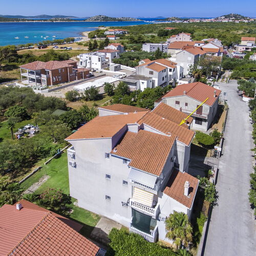 Apartments and Rooms On the Beach Vodice  2