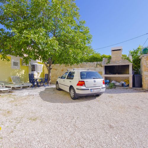 Apartments Kata Rogoznica  3