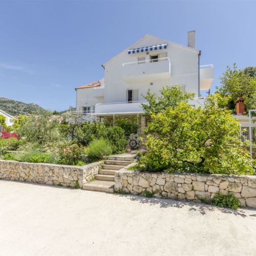 Apartments Jacky Hvar  3