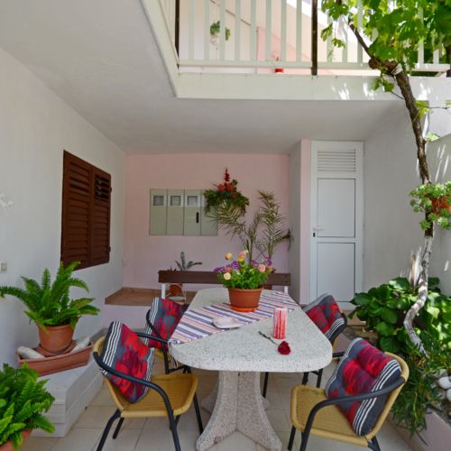 Apartments Zvonimir Hvar  4