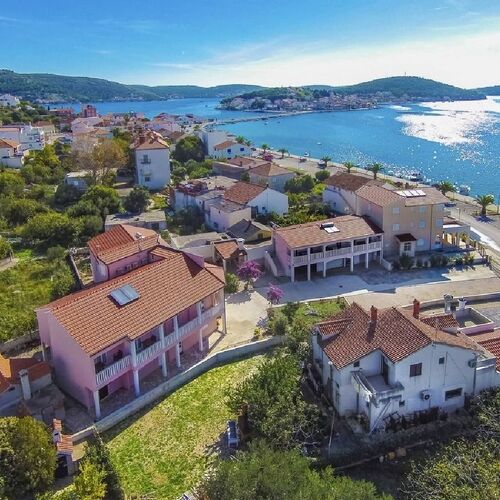Apartments Tiho i Pave Rogoznica  4