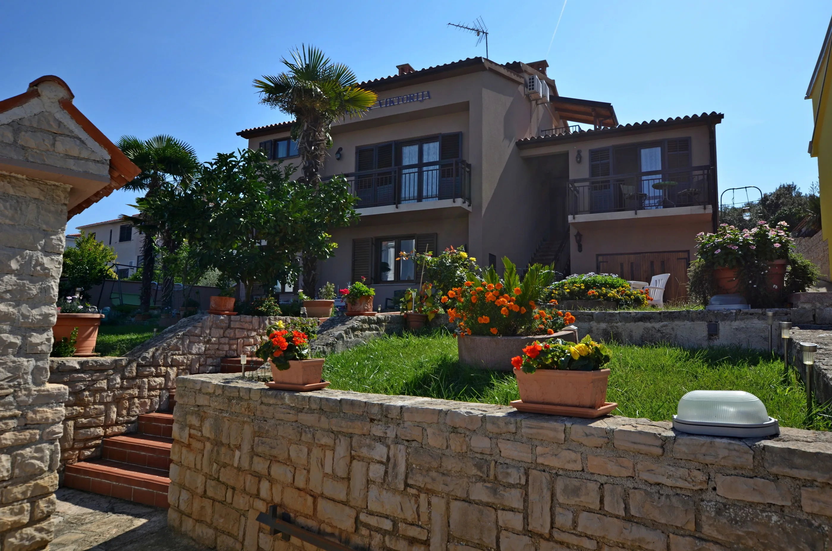 Apartments and Rooms Viktorija Pjescana Uvala