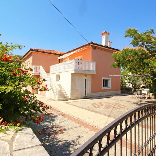 Apartments Radosna Silo  2