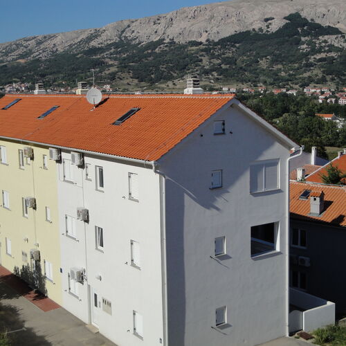 Apartments Villa Limun Baska  4