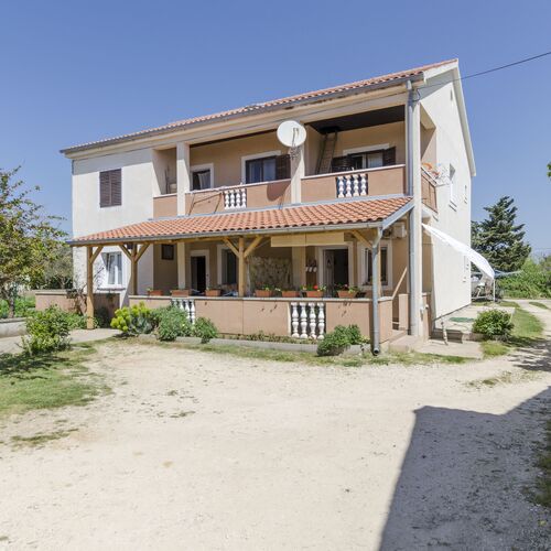 Apartments Ivana Nin