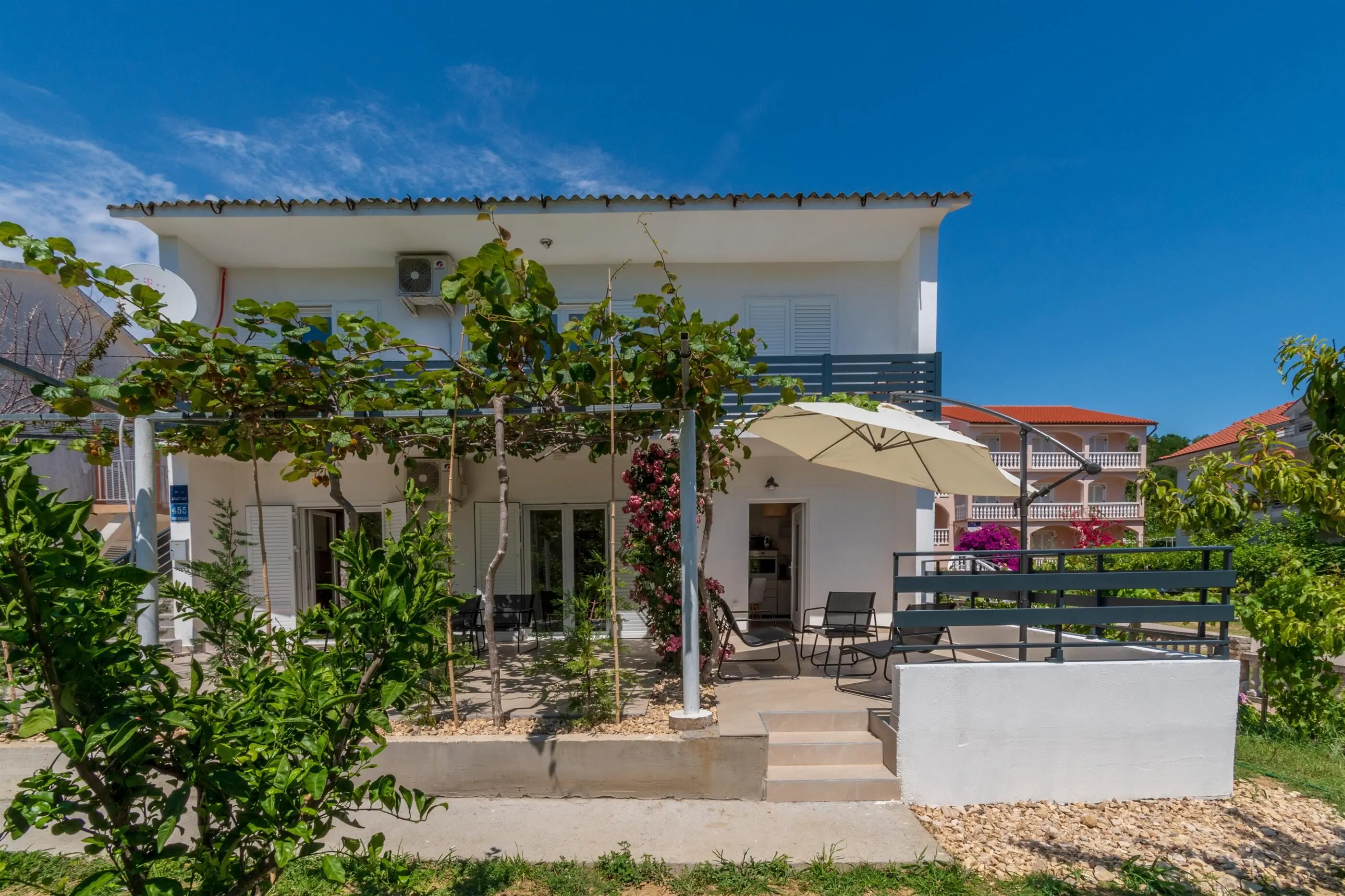 Apartments Joka Lopar
