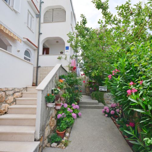 Apartments Vera Supetarska Draga II  4