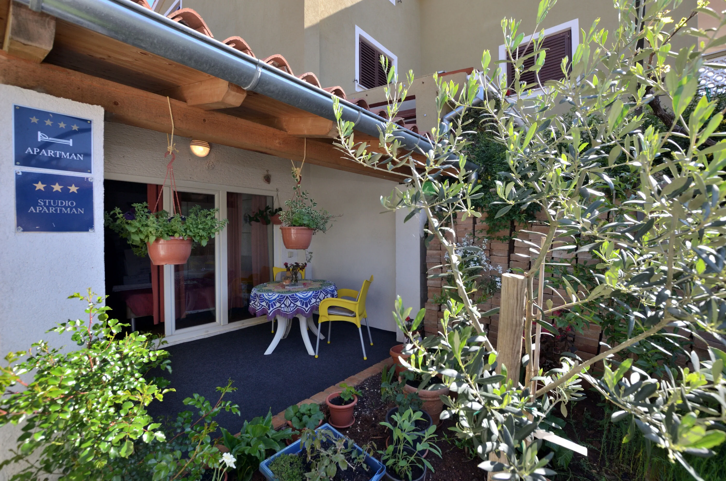 Apartments Maja Stinjan