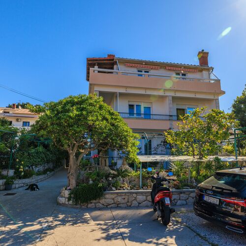 Apartments Nada Banjol