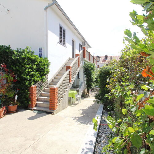 Apartments Pleše Baska  4
