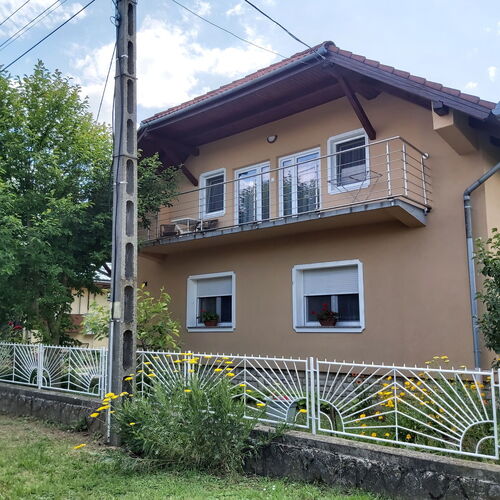 Ház