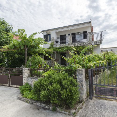 Apartment Brnabic Rogoznica  2