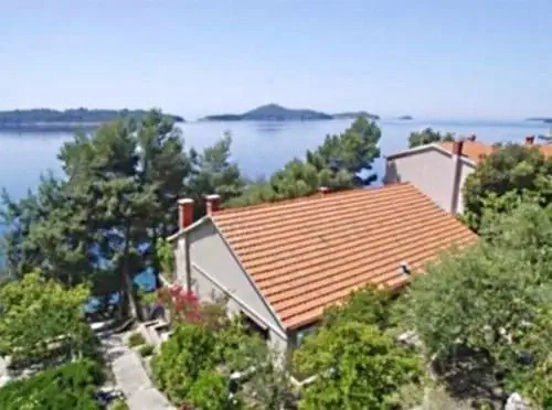 Apartments Edo Prizba