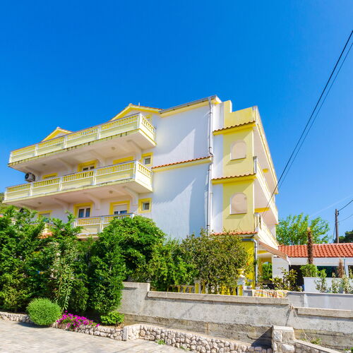 Apartments Meri Banjol  2