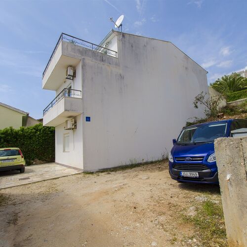 Apartments Zdenka Okrug Donji