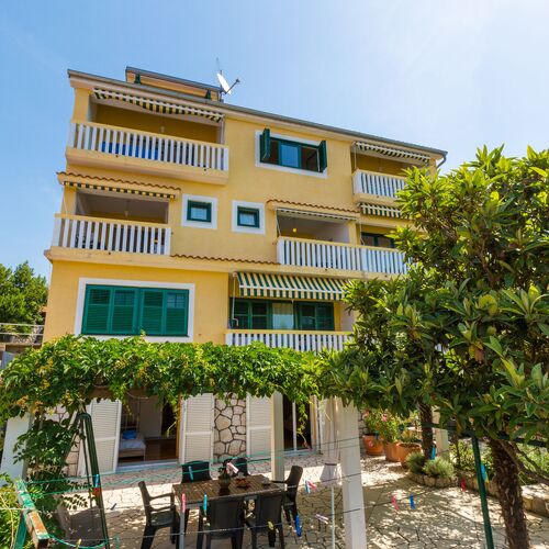 Apartments Neno Crikvenica