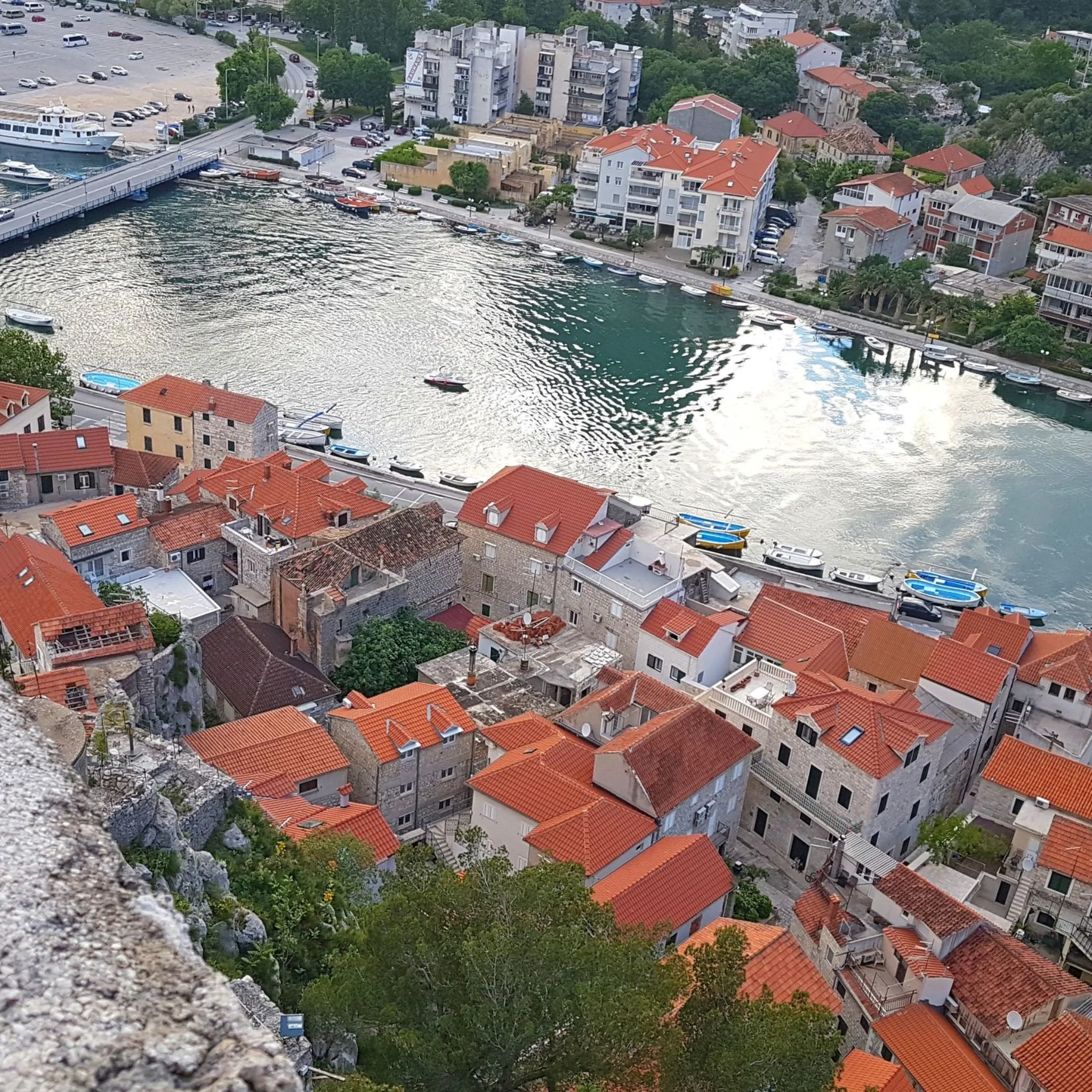 Apartments Mira Omis