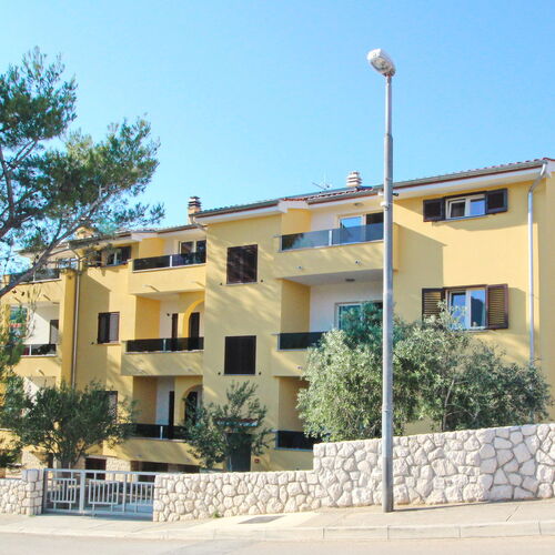 Apartments Čubranić Nada Baska  2