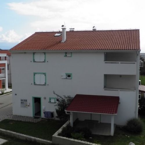 Apartments Knežević-Pavlić Baska  4