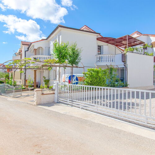 Apartment and Room Štefanija Vodice  2