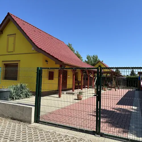 Gyöngy 1 Vendégház Berekfürdő 004 kép