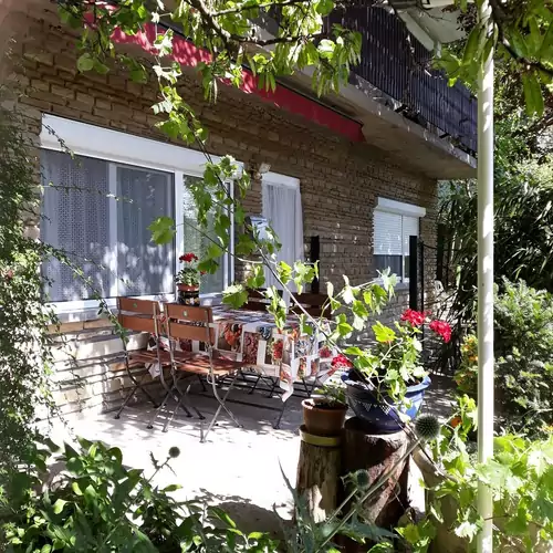 Kilátó Villa Fonyód 001 kép